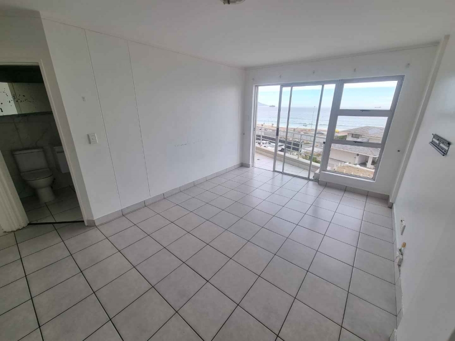 To Let 1 Bedroom Property for Rent in Bloubergstrand Western Cape
